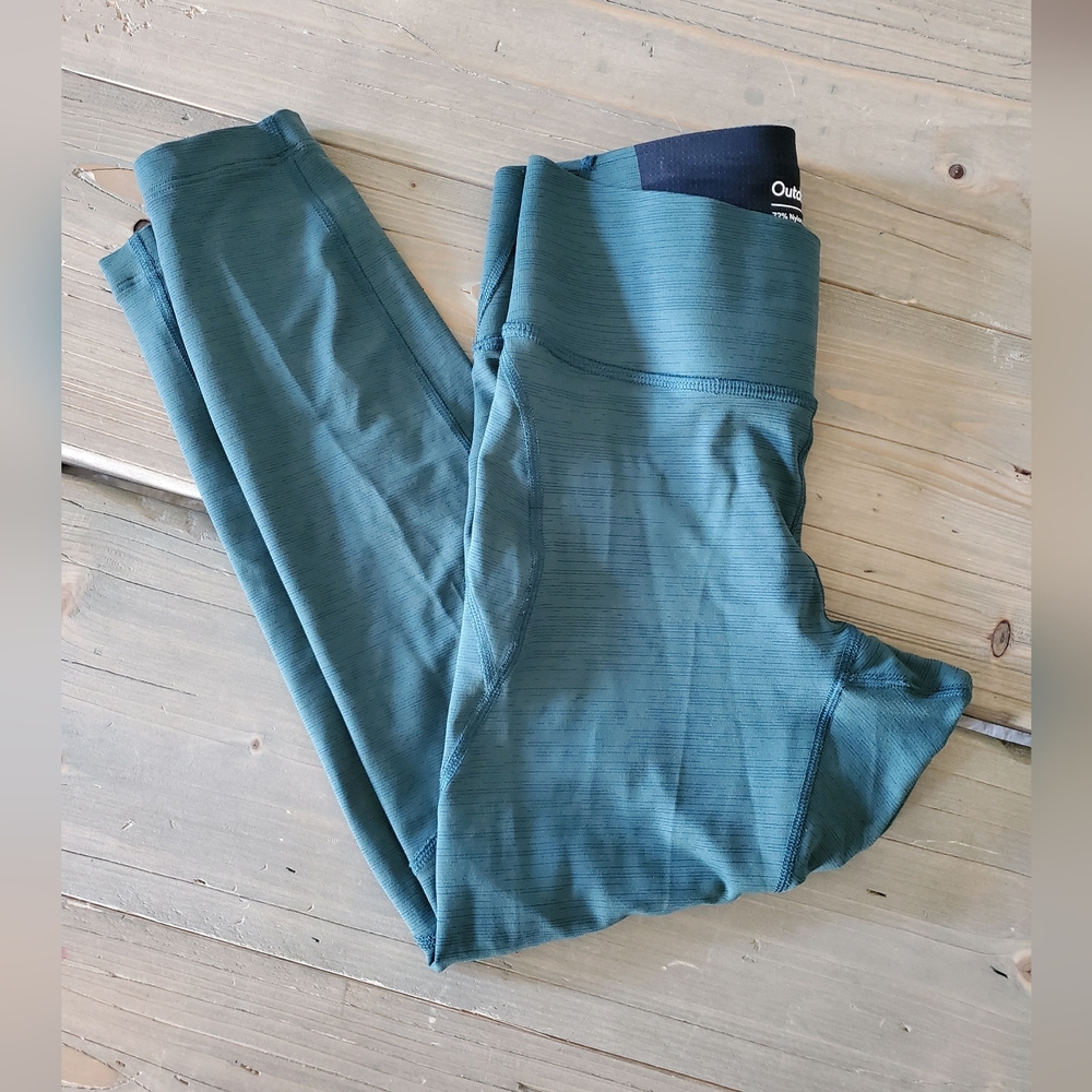 Outdoor Voices 3/4 Elastic Waist Leggings Green Size Small